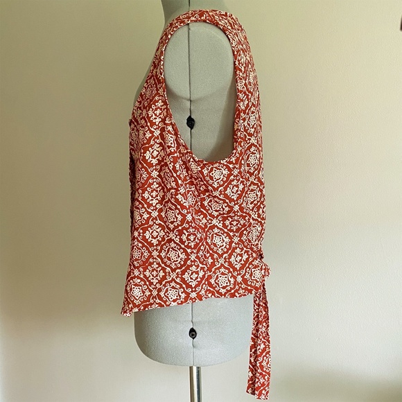 LARGE The Limited Chiffon Rust & Cream Vest - Picture 2 of 6